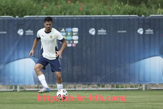 华体会hth登录入口-德甲各球队身价在2018年的变化与背景